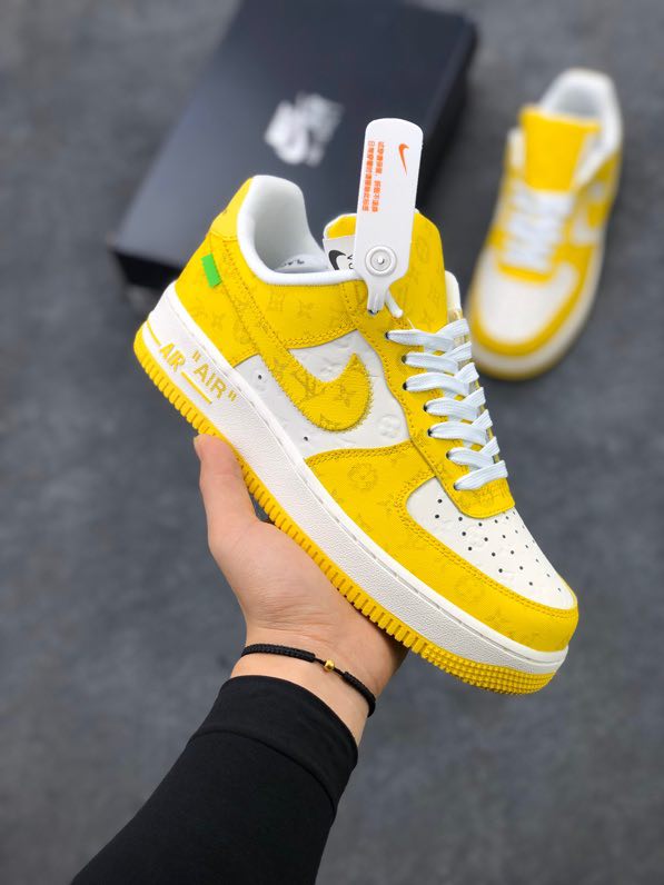 Кросівки  Air Force 1 White Yellow DM0970-101