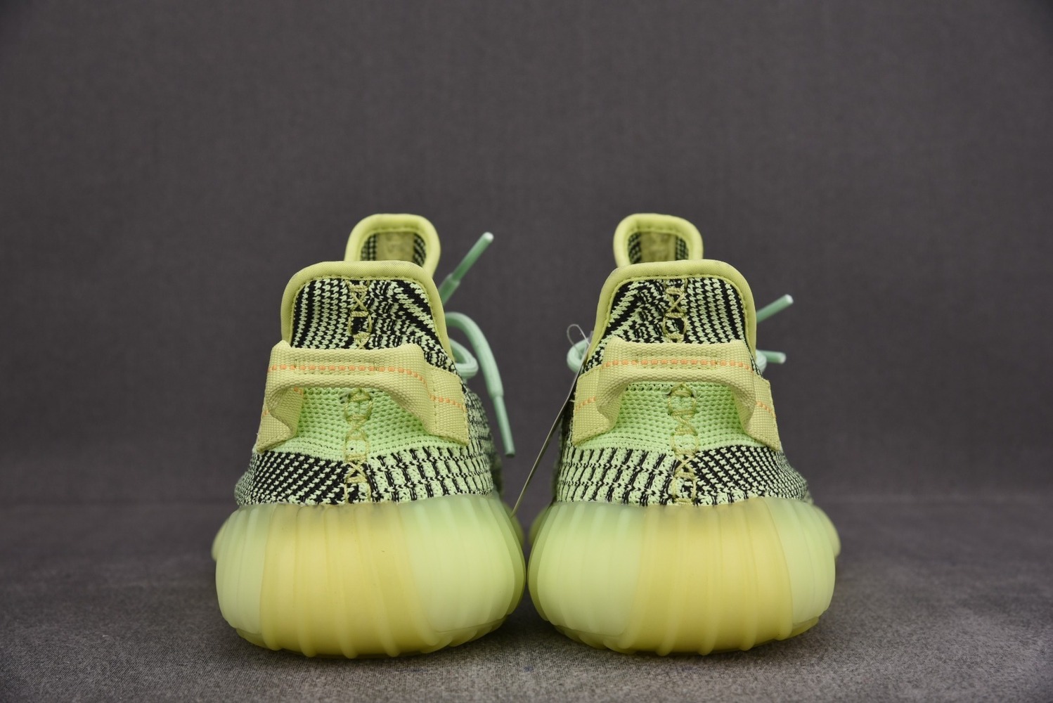 Sneakers Yeezy Boost 350 V2 фото 5