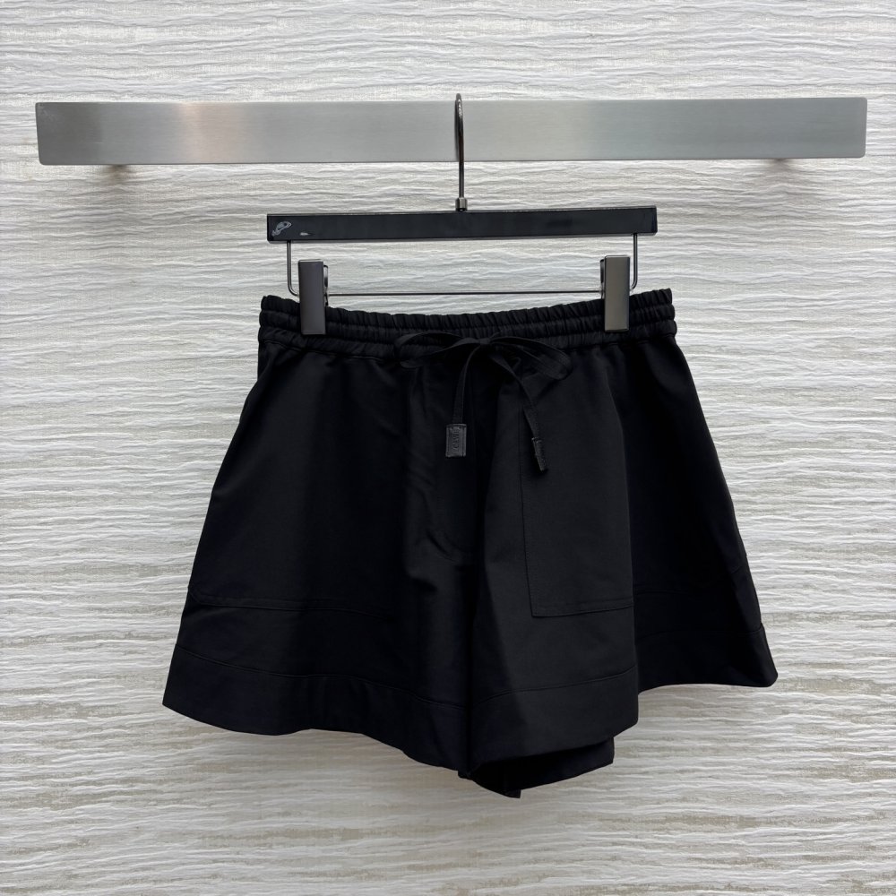 Шорти жіночі