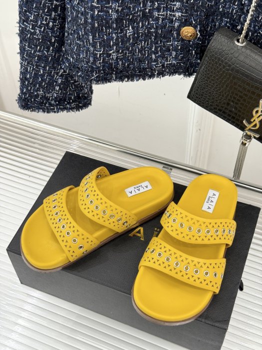 Шльопанці жіночі фото 2