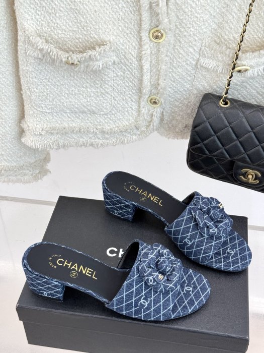 Босоножки фото 3