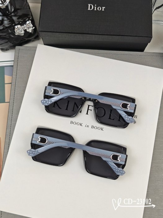 Очки солнцезащитные фото 3