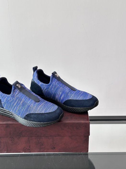 Кроссовки фото 7