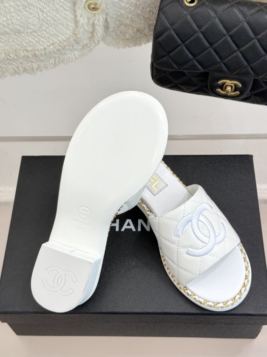 Босоножки фото 9