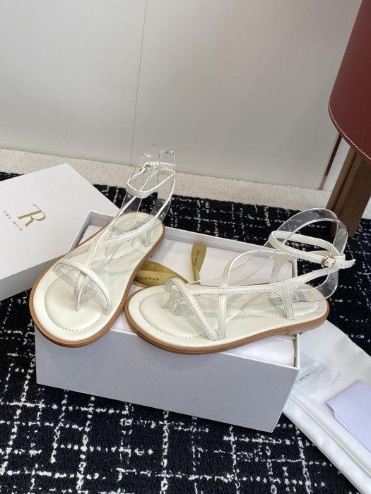 Сандалі жіночі фото 3