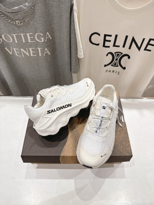 Кросівки фото 4