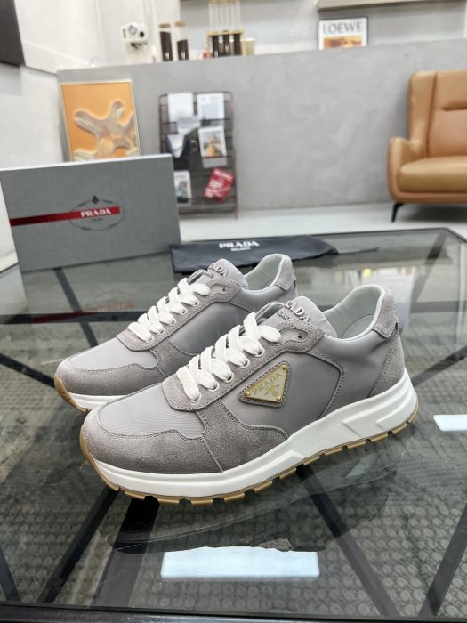 Кроссовки мужские