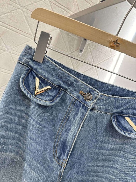 Джинсы женские фото 8