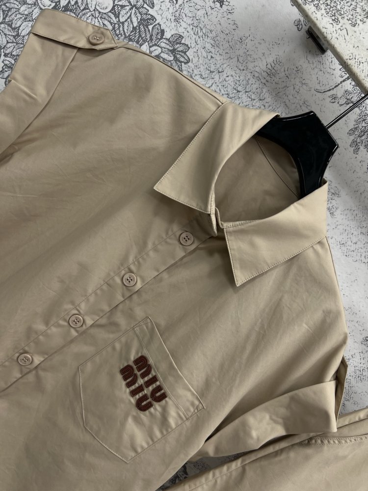 Костюм жіночий фото 2