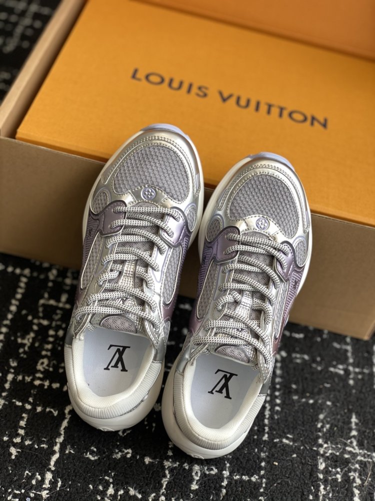 Кроссовки Olympia женские фото 4