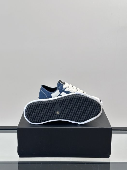 Кросівки чоловічі фото 9