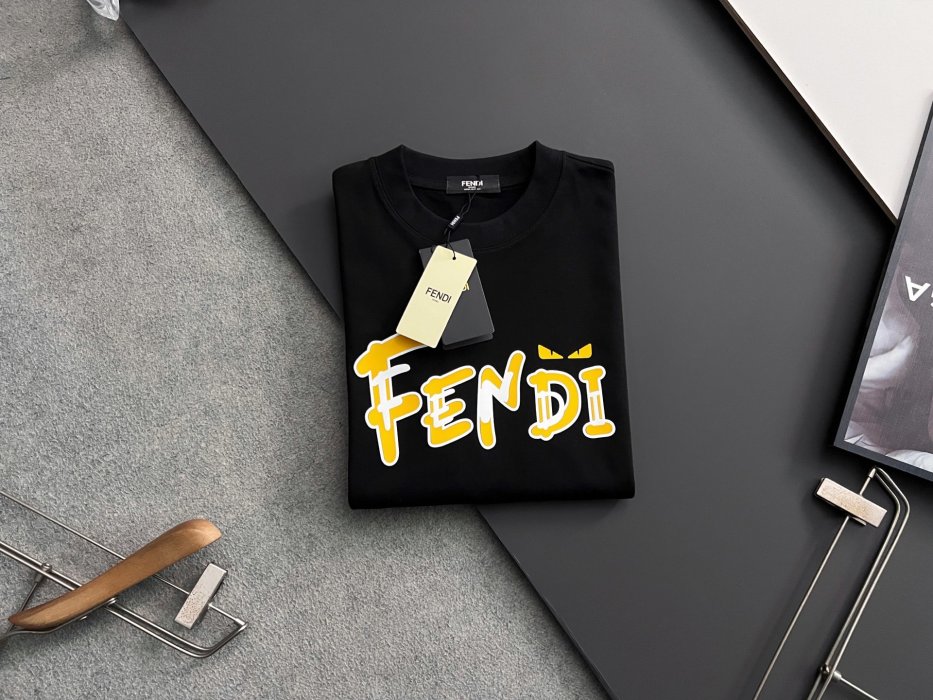 T-shirt men's фото 9
