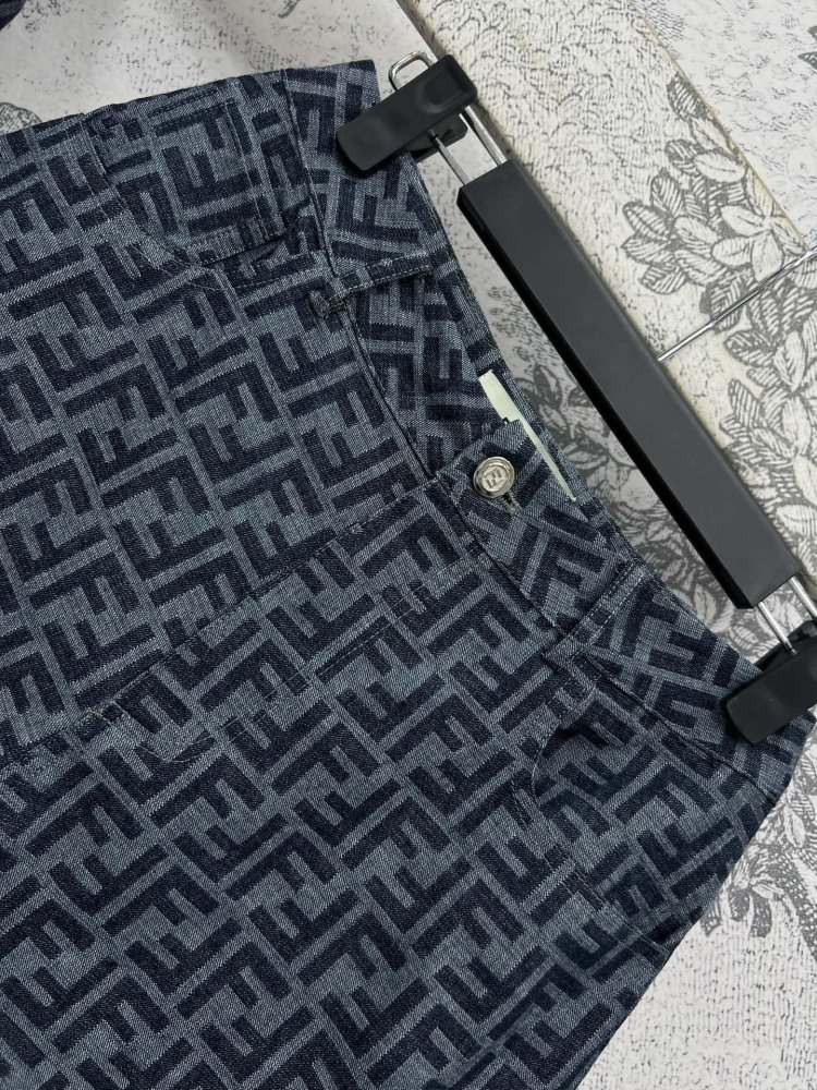 Costume female фото 4