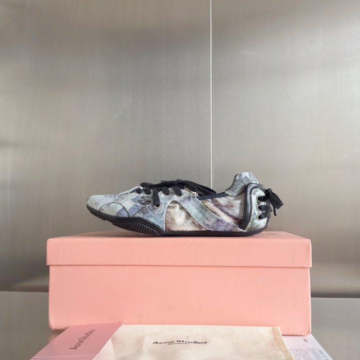 Кросівки фото 5