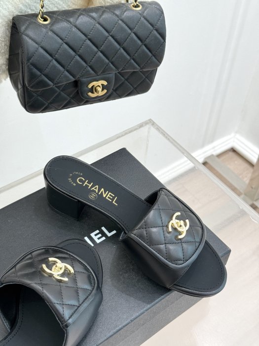 Босоножки фото 5