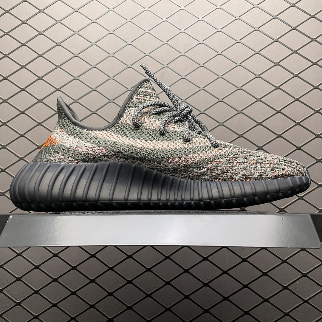 Sneakers Yeezy Boost 350 V2 фото 3