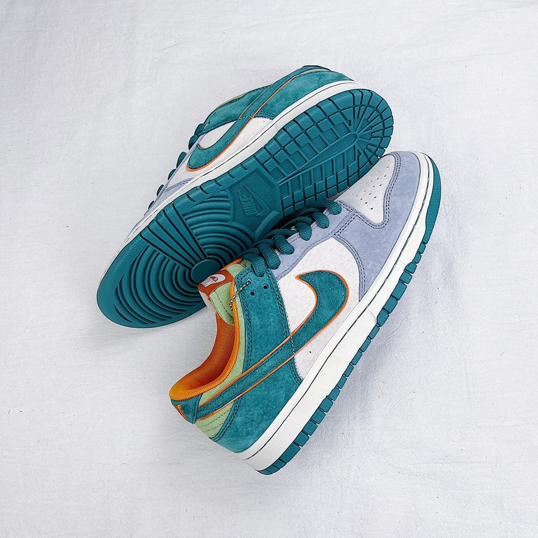 Кроссовки SB Dunk Low Steamboy OST LF0039-022 фото 9