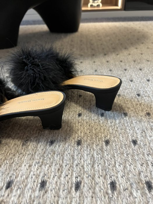 Sandals from fur фото 9