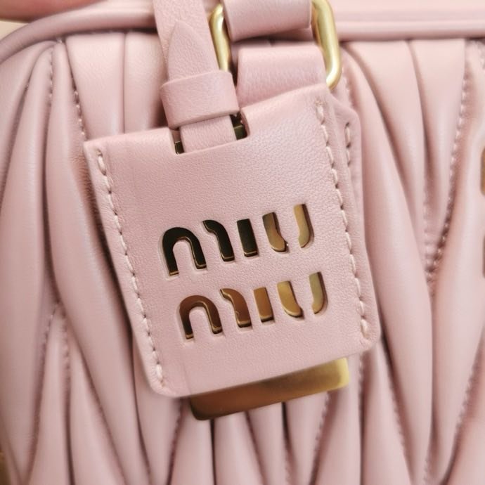 A bag women's Matelasse 5BB124 24 cm фото 8