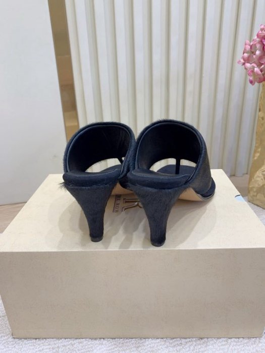 Босоножки фото 4