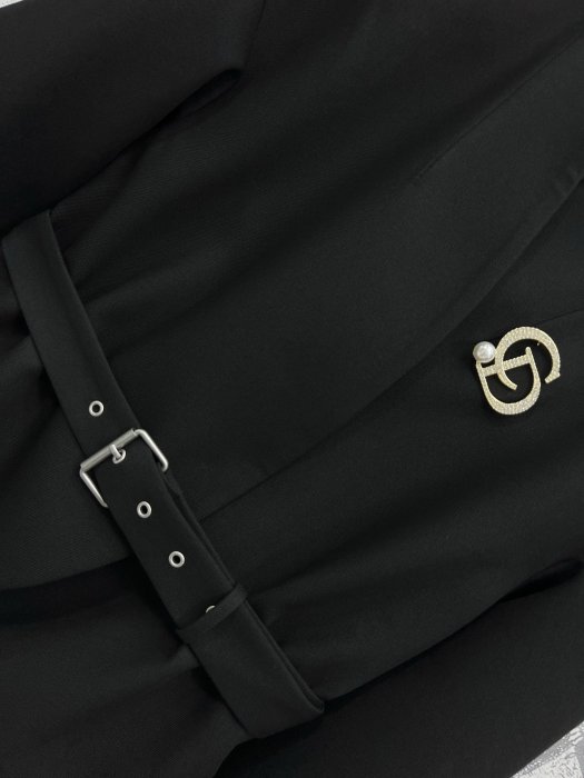 Куртка жіноча фото 3