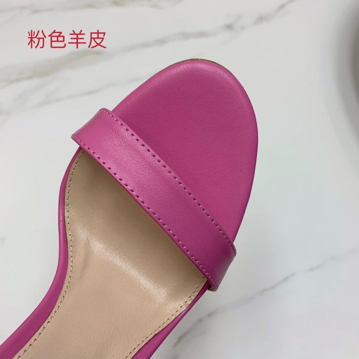 Босоножки фото 4