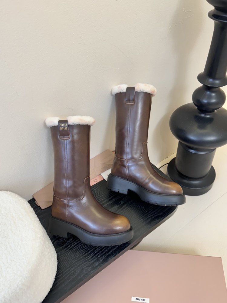 Сапоги женские фото 4