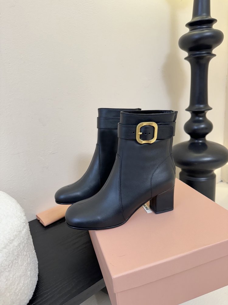 Ботинки женские фото 5