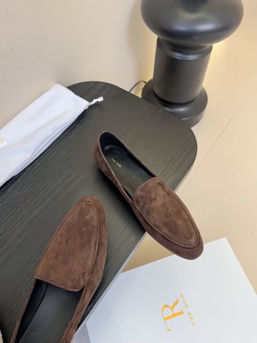 Лоферы женские фото 4