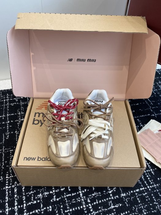 Кросівки MIU MIU х NEW BALANCE 530
