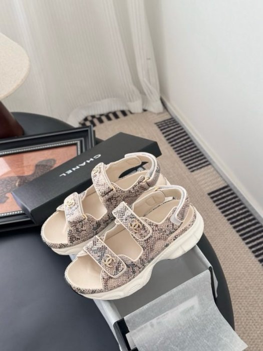 Сандалии женские фото 4