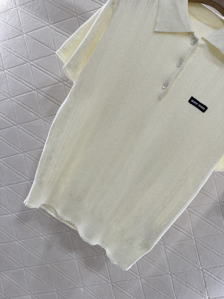 Футболка жіноча фото 5