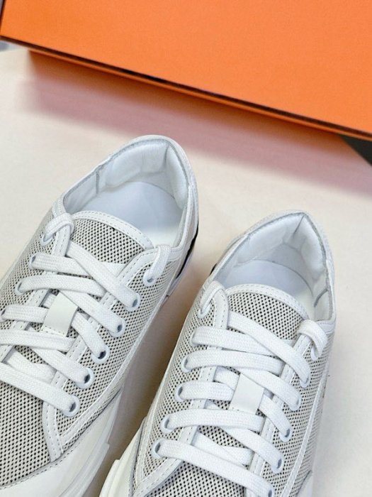 Кроссовки фото 6