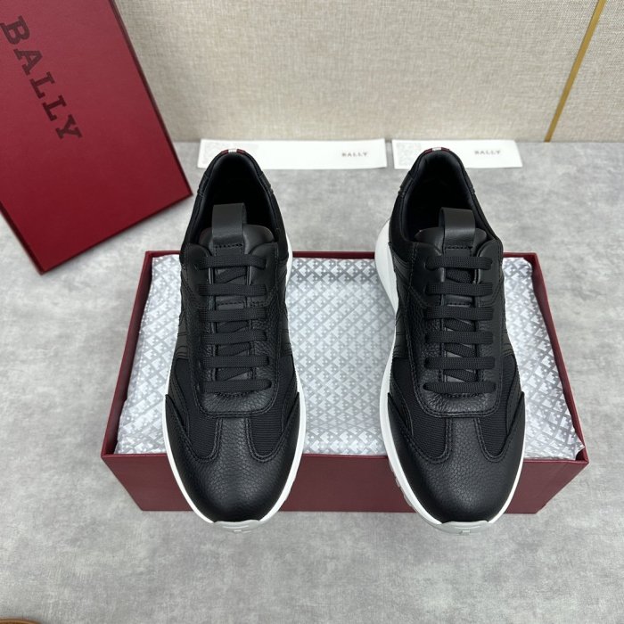 Sneakers men's