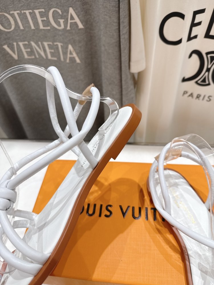 Сандалии женские фото 7