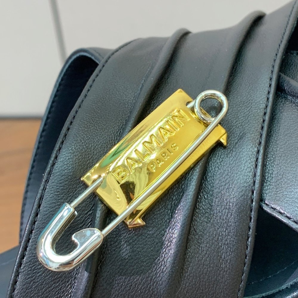 Босоніжки фото 8