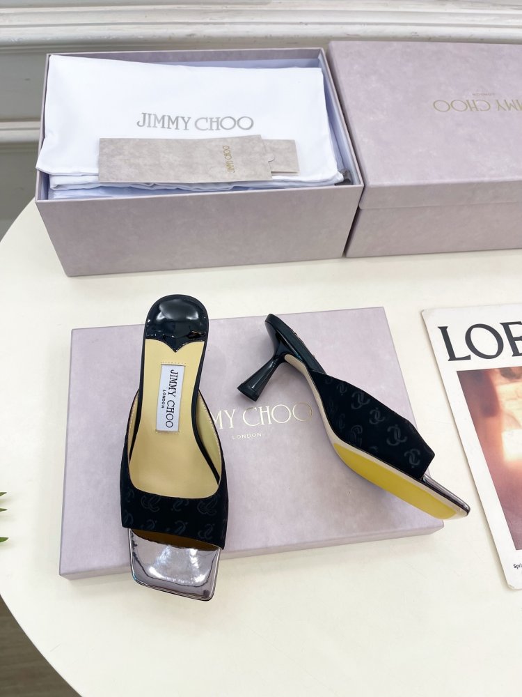 Босоножки фото 5