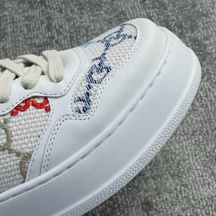 Кроссовки фото 6