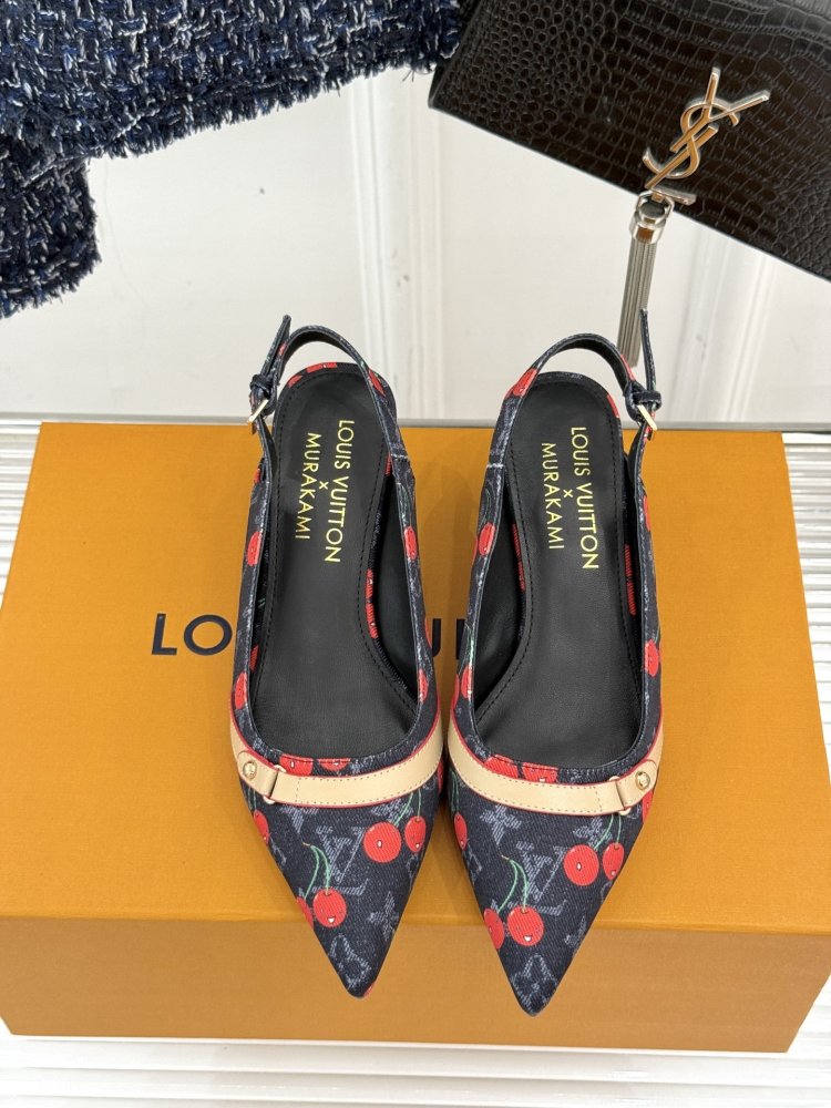 Босоножки фото 4