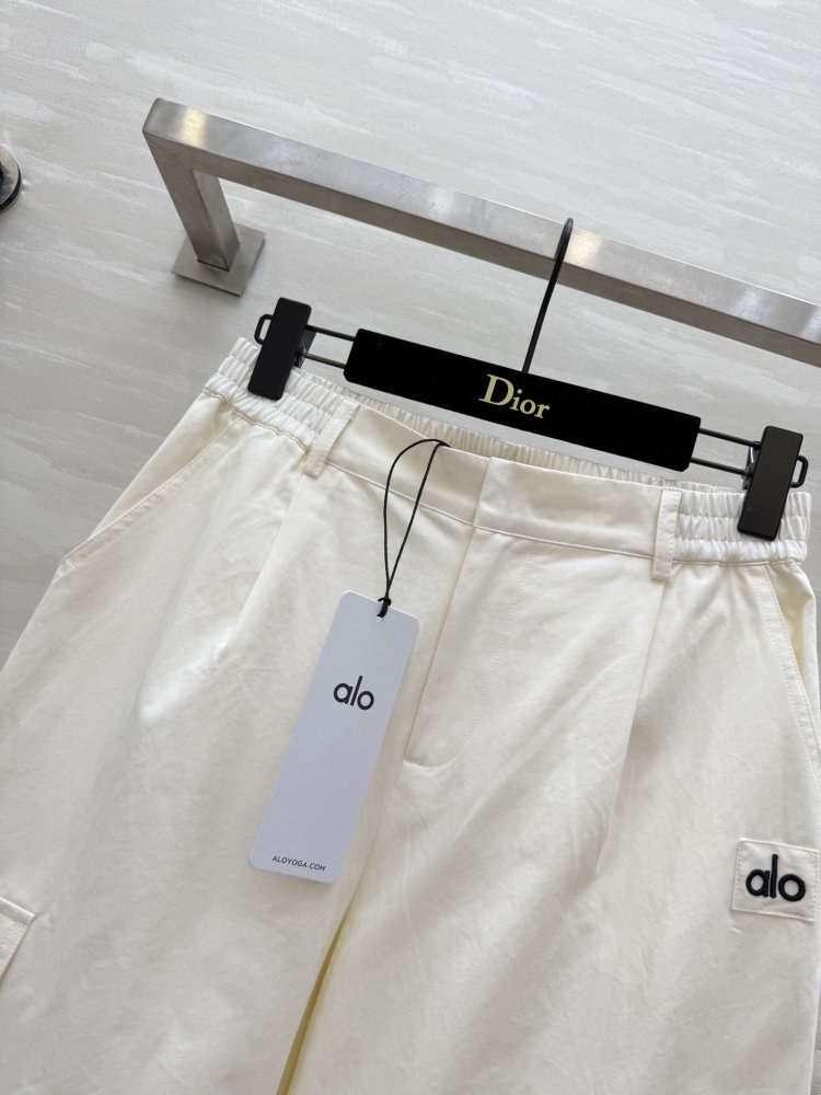 Pants women's фото 2