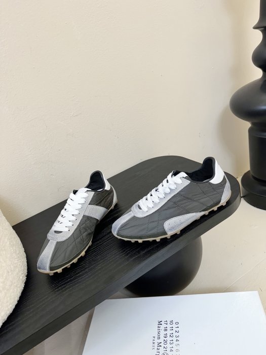 Кроссовки фото 3