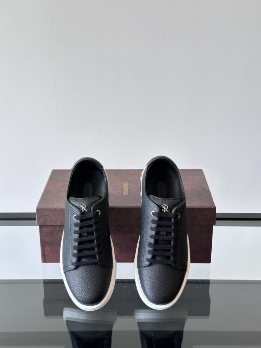 Кросівки фото 6