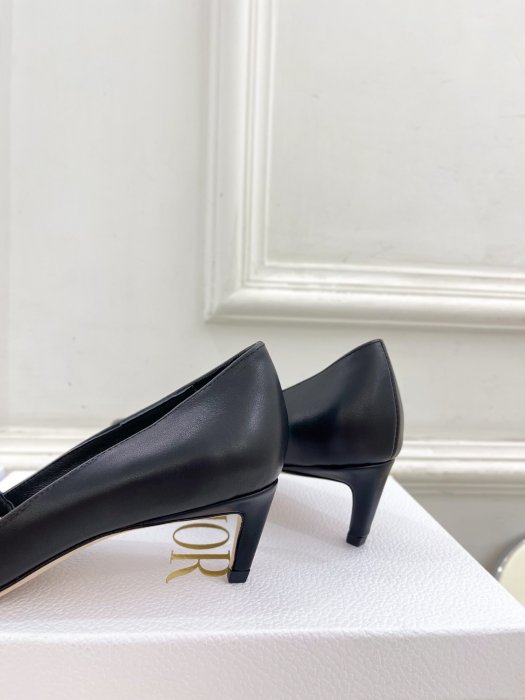 Туфлі жіночі фото 8