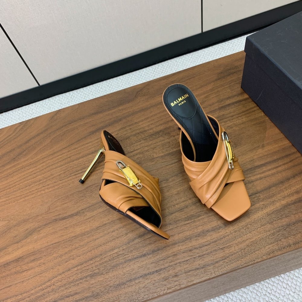 Босоніжки фото 2