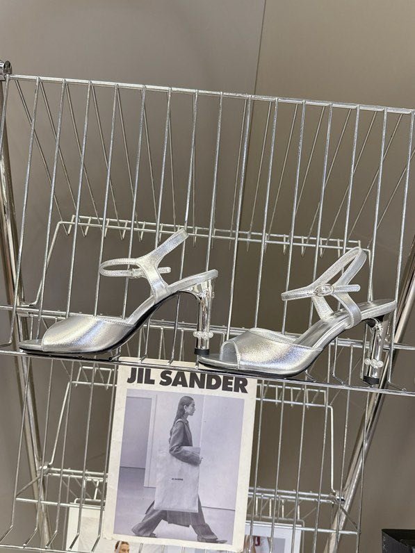 Босоножки фото 7