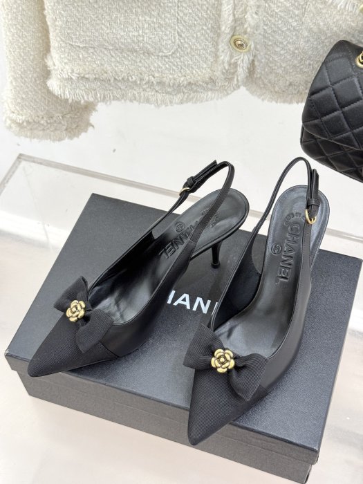 Босоножки фото 2