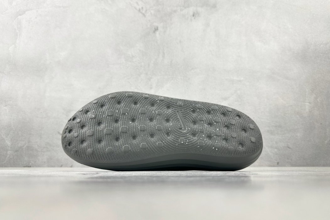 Кроссовки  Nike ReactX Rejuven8 фото 4