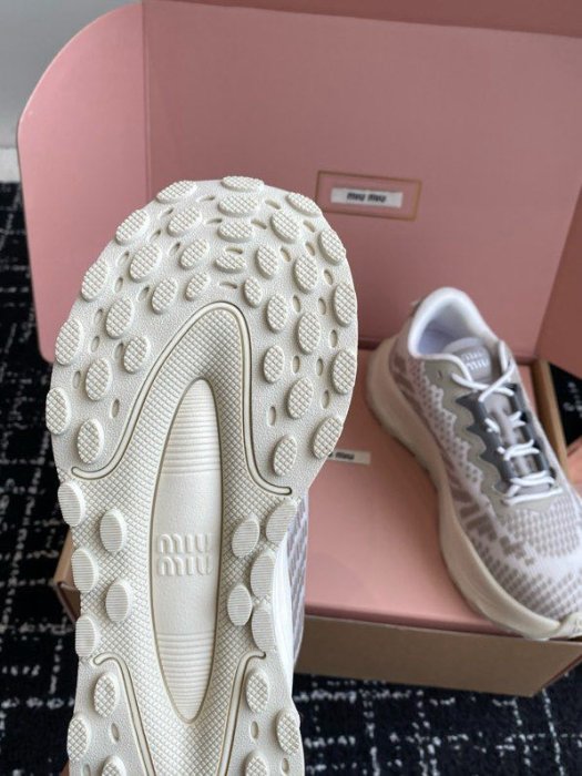 Sneakers фото 8