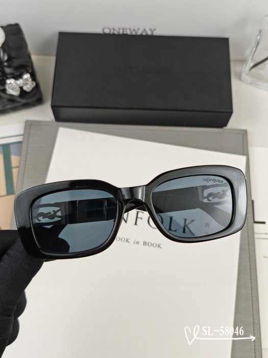 Очки солнцезащитные фото 4