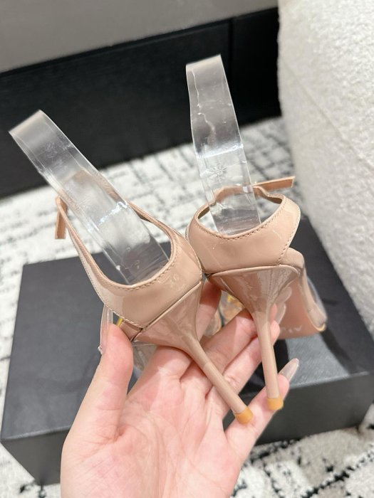 Босоножки фото 7